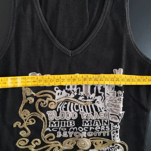 Black t-shirt with print like new, elastic, size S
