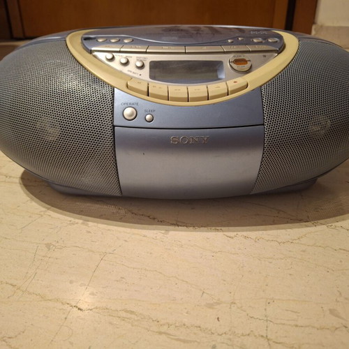 Sony CD-R/RW playback model CFD-S35CP used CD player radio cassette recorder