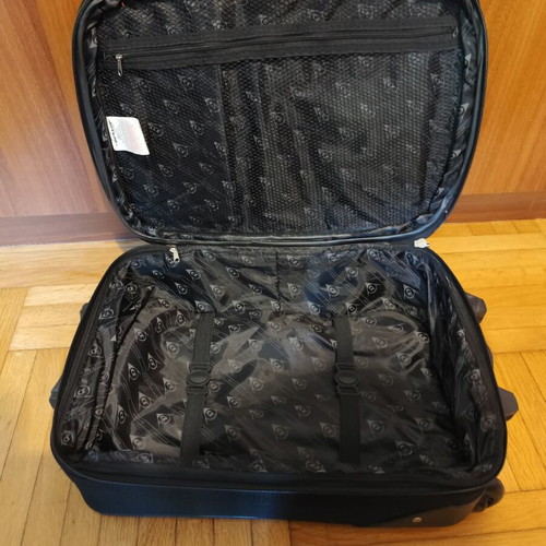 Dunlop Cabin Friendly 17" Suitcase with Expander new, black