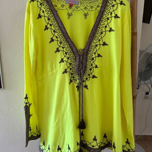 Majorelle caftan in bright fluorescent color with handmade embroidery, new, size S