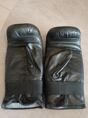 Daedo boxing gloves size Large new