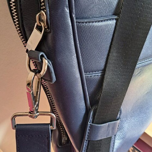 Unisex Zara bag used, blue, handheld with shoulder strap