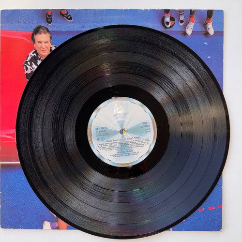 Do The Right Thing Soundtrack LP near mint, pop