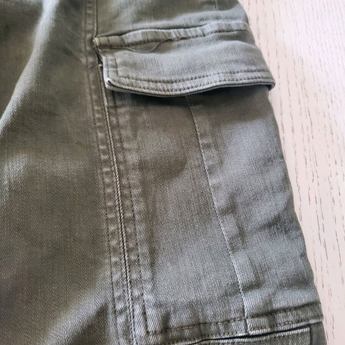 Zara green slim fit pants with pockets like new