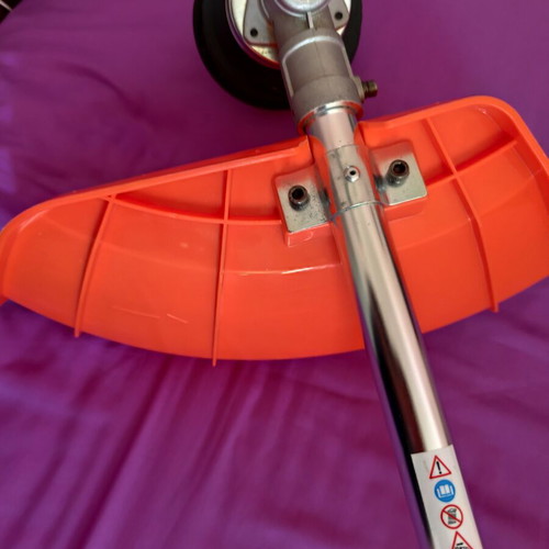 Kraft Electric Brush Cutter 1400W like new