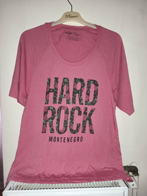 Hard Rock Cafe T-shirt used, pink, Montenegro floral design