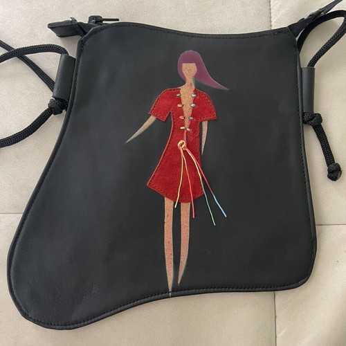 Vintage leather crossbody bag Artwear like new, black