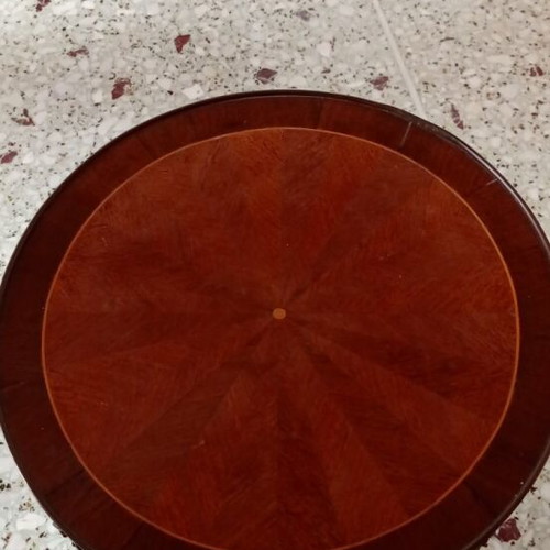 Vintage coffee table used, round with brass details