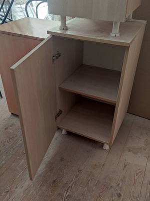 Ντουλάπι νέο με διαστάσεις 46.5x50.5x85 cm