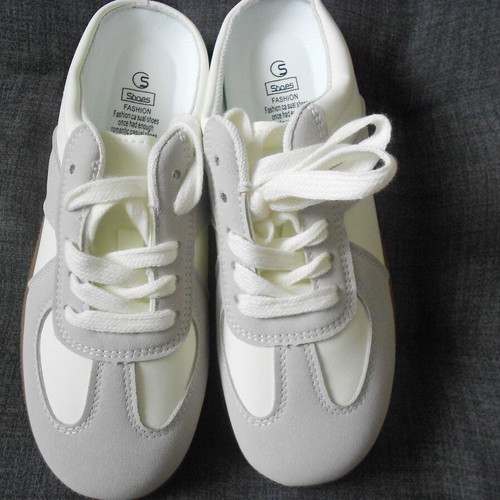 Women's sneaker slip on shoes new, beige-gray, size 38