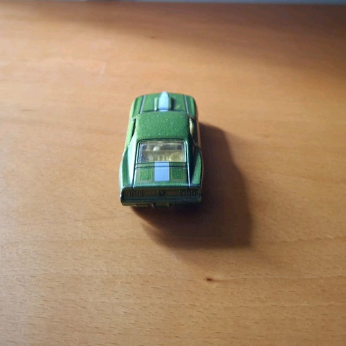 Ford Mustang '69 collectible metal toy car like new Hot Wheels Elite 64 green