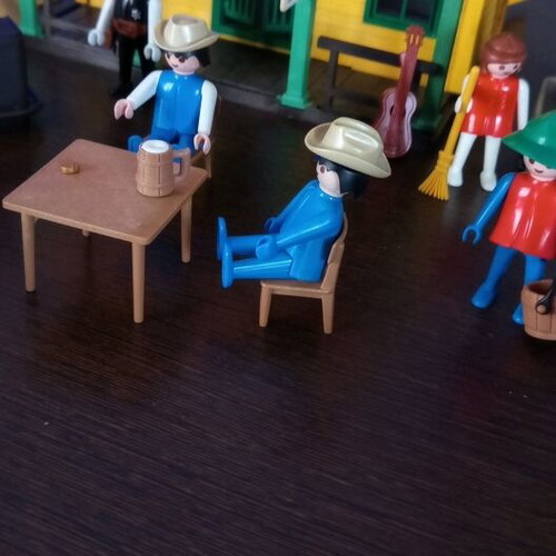 playmobil western saloon