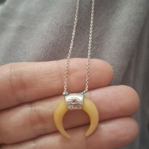 Gold-plated silver necklace used with purple zircon stone