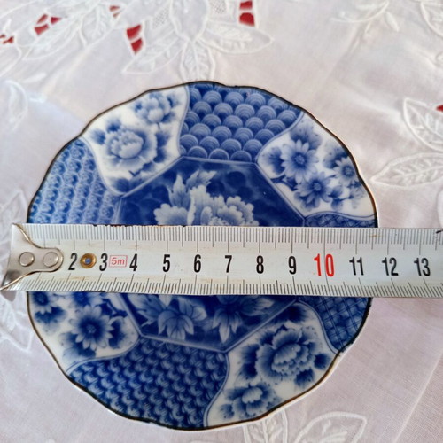 Vintage porcelain trinket dish Delft style blue white with gold stripe used