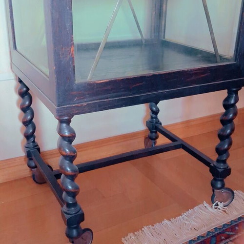 Vintage bar furniture like new, opens from top