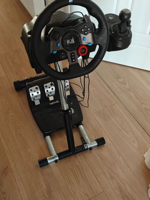Logitech G29 Driving Force wheel set used with shifter and Wheel Stand Pro