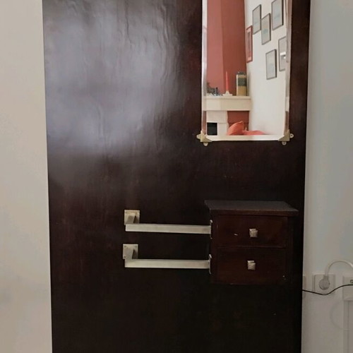 Port Manto 1950 like new with two drawers and umbrella stand