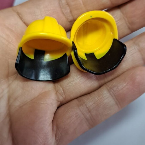 Playmobil yellow helmets set of 2 like new