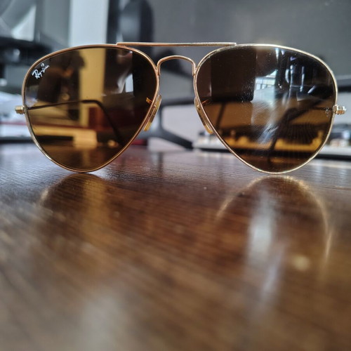 Ray-Ban Aviator sunglasses brown with gold frame unisex