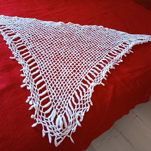 Vintage handmade triangular crochet shawl with fringes, like new, beige