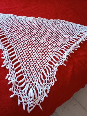 Vintage handmade triangular crochet shawl with fringes, like new, beige