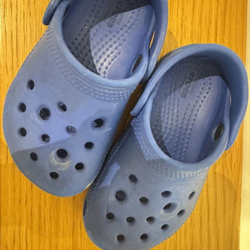 Crocs casual shoes blue size 24 EU 7 used