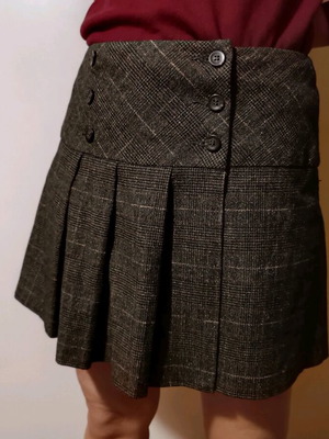 Wool mini plaid pleated skirt United Colors of Benetton like new, size M