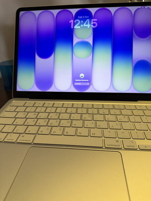 Apple MacBook Neo 13-инчов лаптоп с A18 Pro, 8GB RAM и 256GB SSD