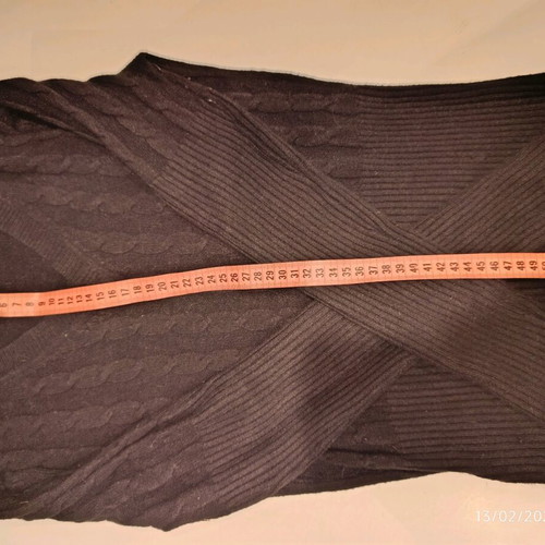 Black V-neck sweater like new, size S/36/8