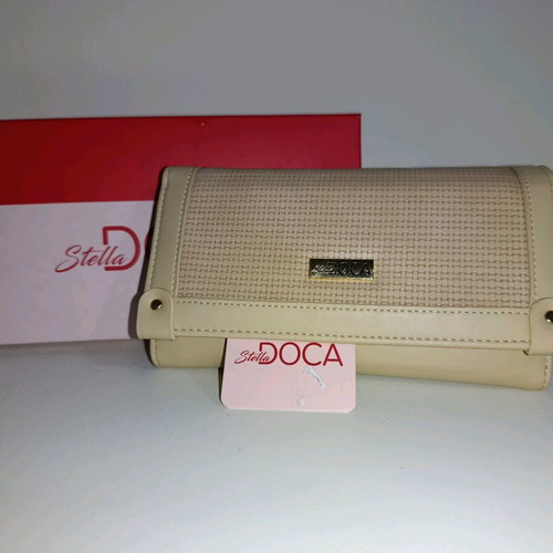 Doca wallet new, beige with box and tag