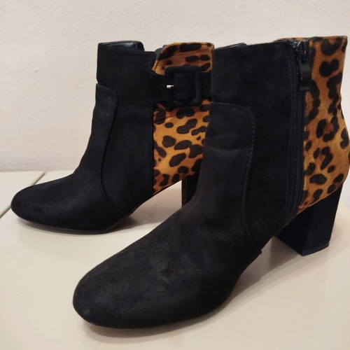 Black-Tiger Ankle Boots Size 40 Like New