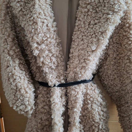 Zara coat like new, beige with belt, size S
