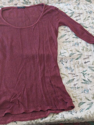 Blouse long-sleeve knitted thin like new, purple