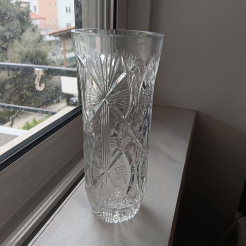 Bohemia crystal vase from Czech Republic handmade new with fine cut