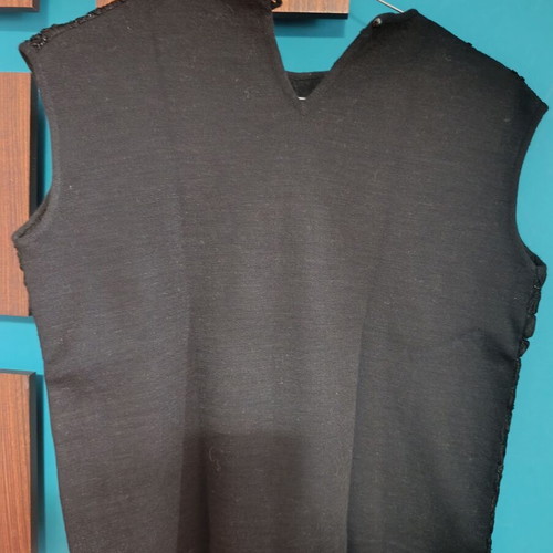Vintage sleeveless top with embroidery black used, size L
