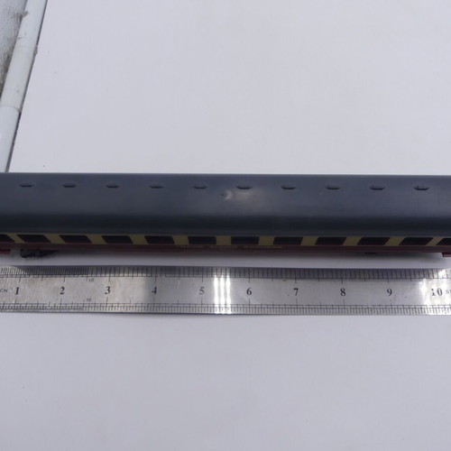 LIMA Trans Europ Express miniature train HO scale 11'' used