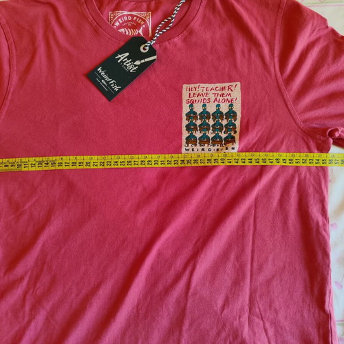 Hey Teacher Artist T-Shirt new, size M, light red