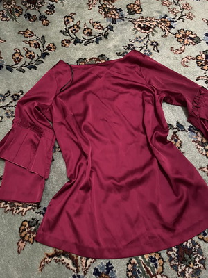 Σατέν μπλουζάκι H&M Mama μέγεθος 38/Μ σαν καινούριο, κόκκινο