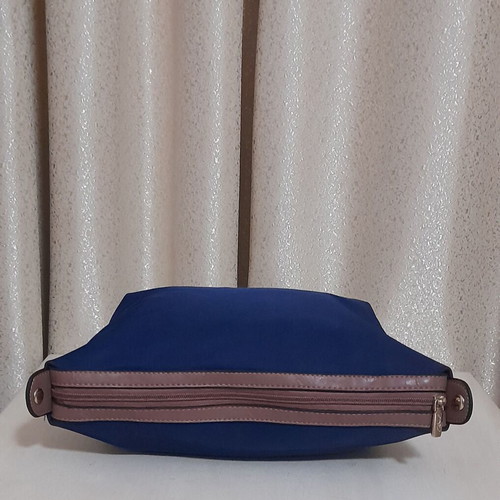 Axel toiletry bag navy blue with brown details