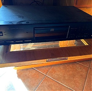 JVC /Vintage/ Compact Disc Player XLV 184
