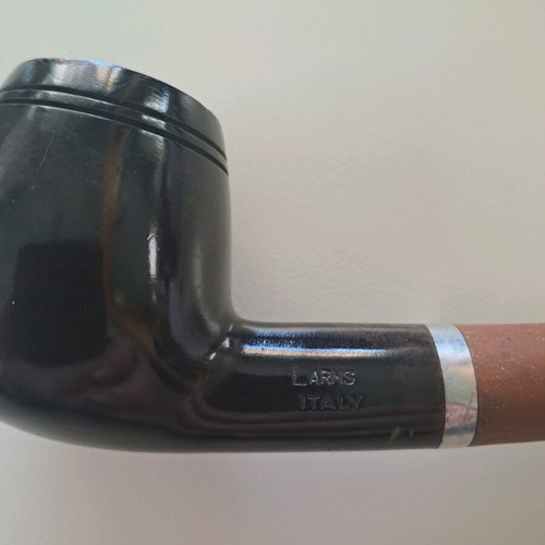 Tobacco pipe like new, length 24cm