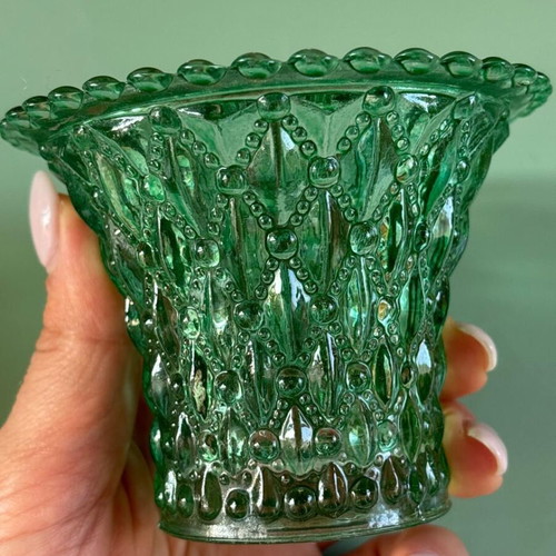 Set of 2 glass carved tealight candle holders