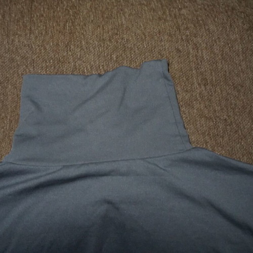 Gray long-sleeve men's blouse new, size M