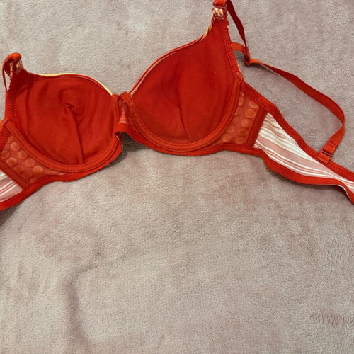 Bra 75B like new, multicolored with internal padding