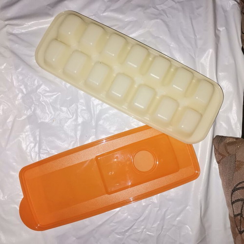 Tupperware ice tray new