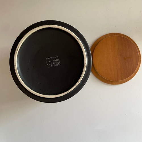 Large black biscuit jar like new