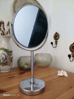 Double mirror used with 3x magnification, height 30 cm