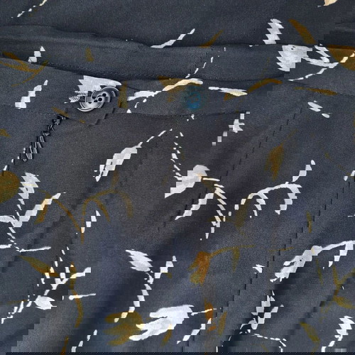 Max Mara long skirt 100% silk size 38 like new, floral