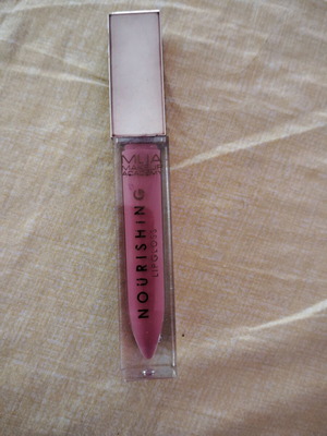 MUA nourishing lipstick