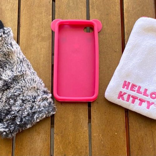 Phone cases set like new